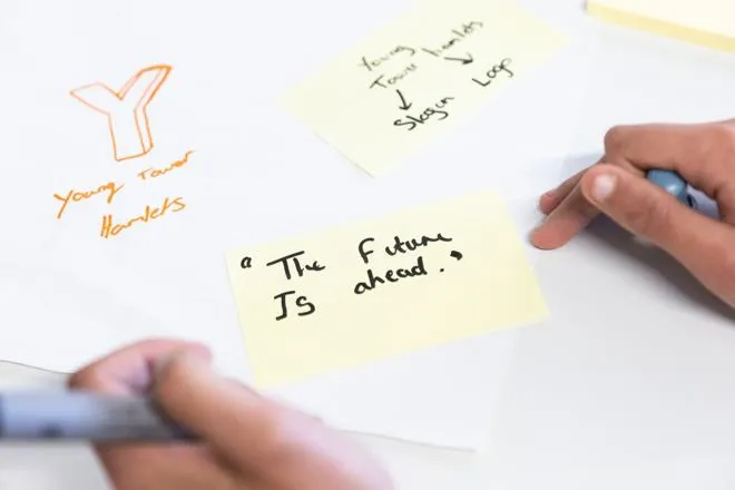 Post it note and a pen