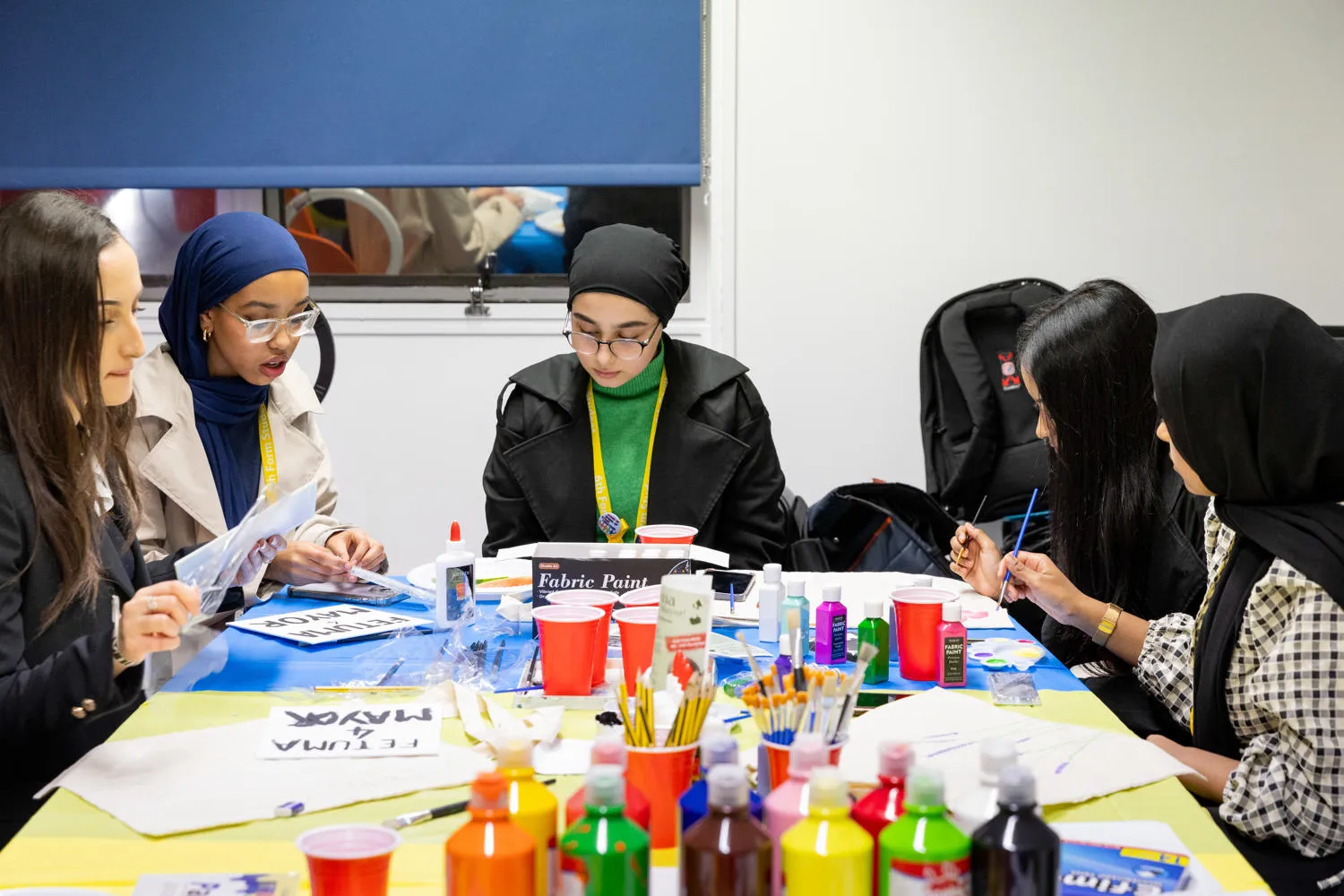 girl group art session